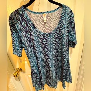 LulaRoe Blue Purple Pattern Top